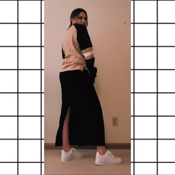 Vintage Pencil Skirt! - Picture 3 of 6